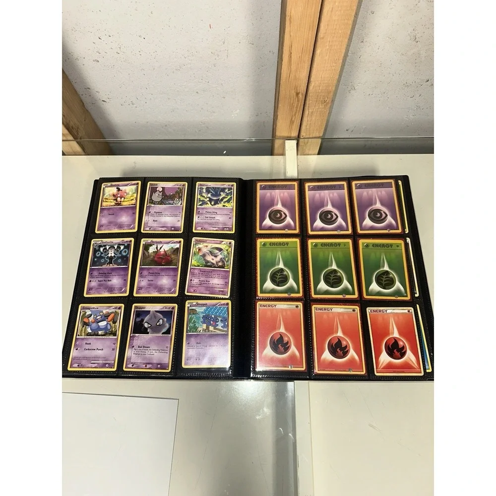Pokemon‎ Binder Collection Vintage And Mid era some holos mp-dmg